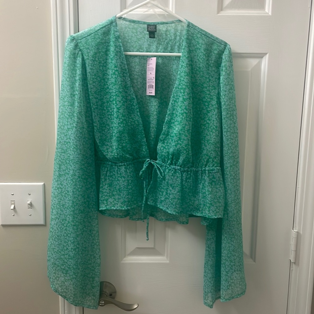 Wild Fable floral top NWT